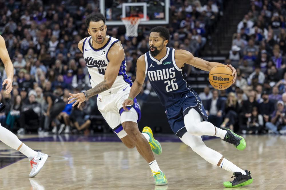 加盟帕尔马 加盟帕尔马