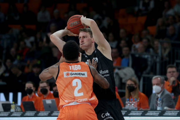 女性在国际 女性在国际