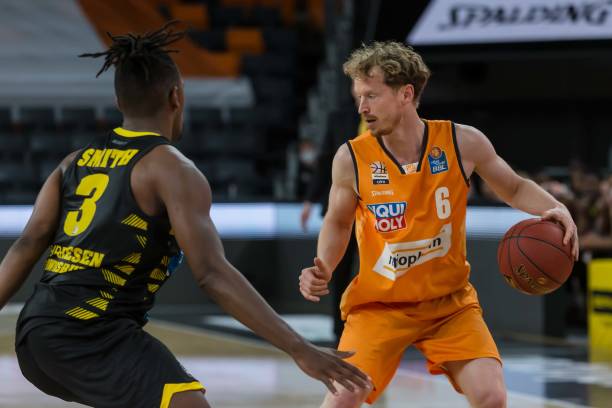 反复未能成 反复未能成